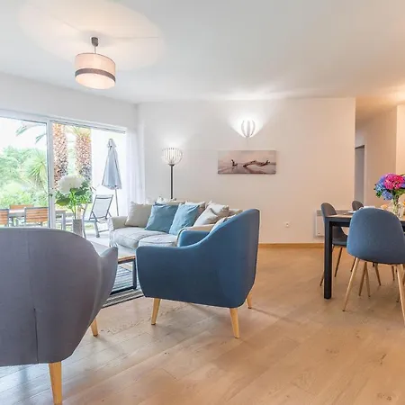 Madame Les Palmiers Du Golf Service Premium *