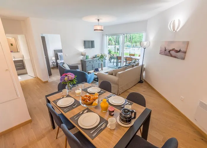 Madame Les Palmiers Du Golf Service Premium Lägenhetshotell *